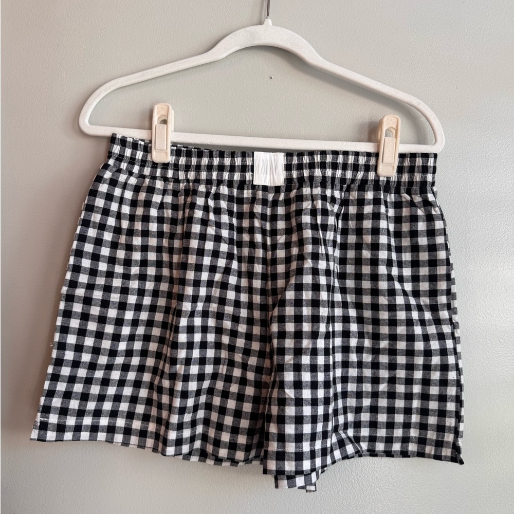 Amazon black gingham shorts L